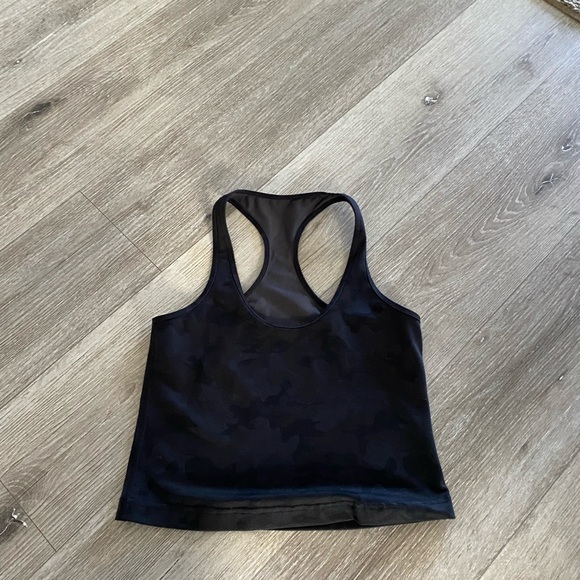 Lululemon Cropped Cool Racerback Tank - Black Camo - Picture 8 of 9